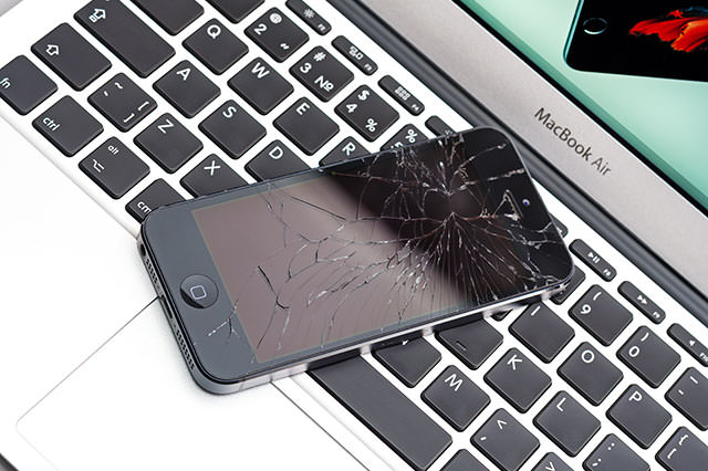 Most common tech problem in Dubai? You guessed it: Broken iPhones